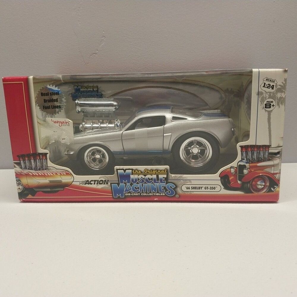 Action Muscle Machines '66 Shelby GT-350 1:24 Diecast Silver Blue Stripes Boxed